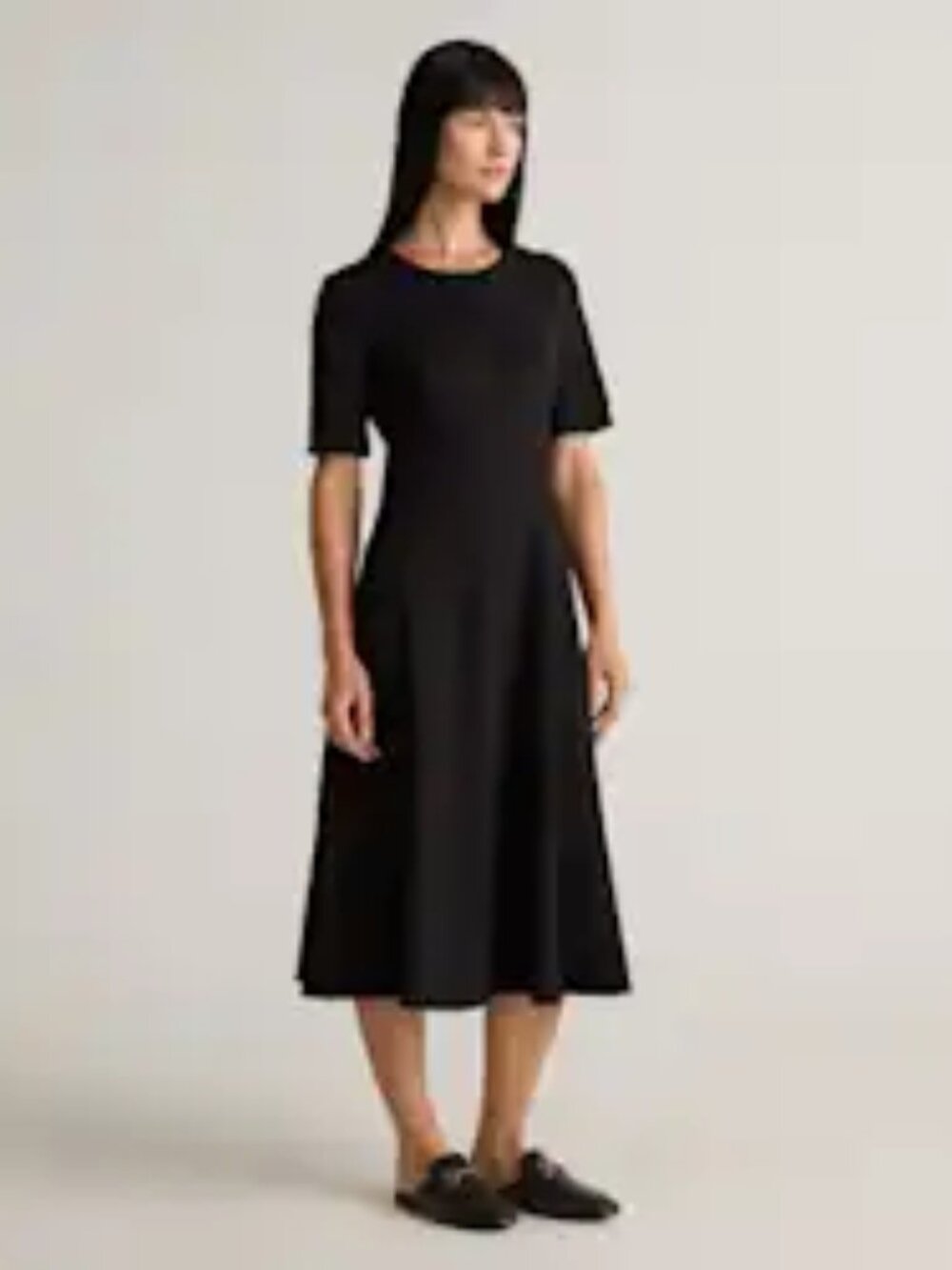Quince Ultra-Stretch Ponte Short Sleeve Midi Dress Black Size Medium NWT
